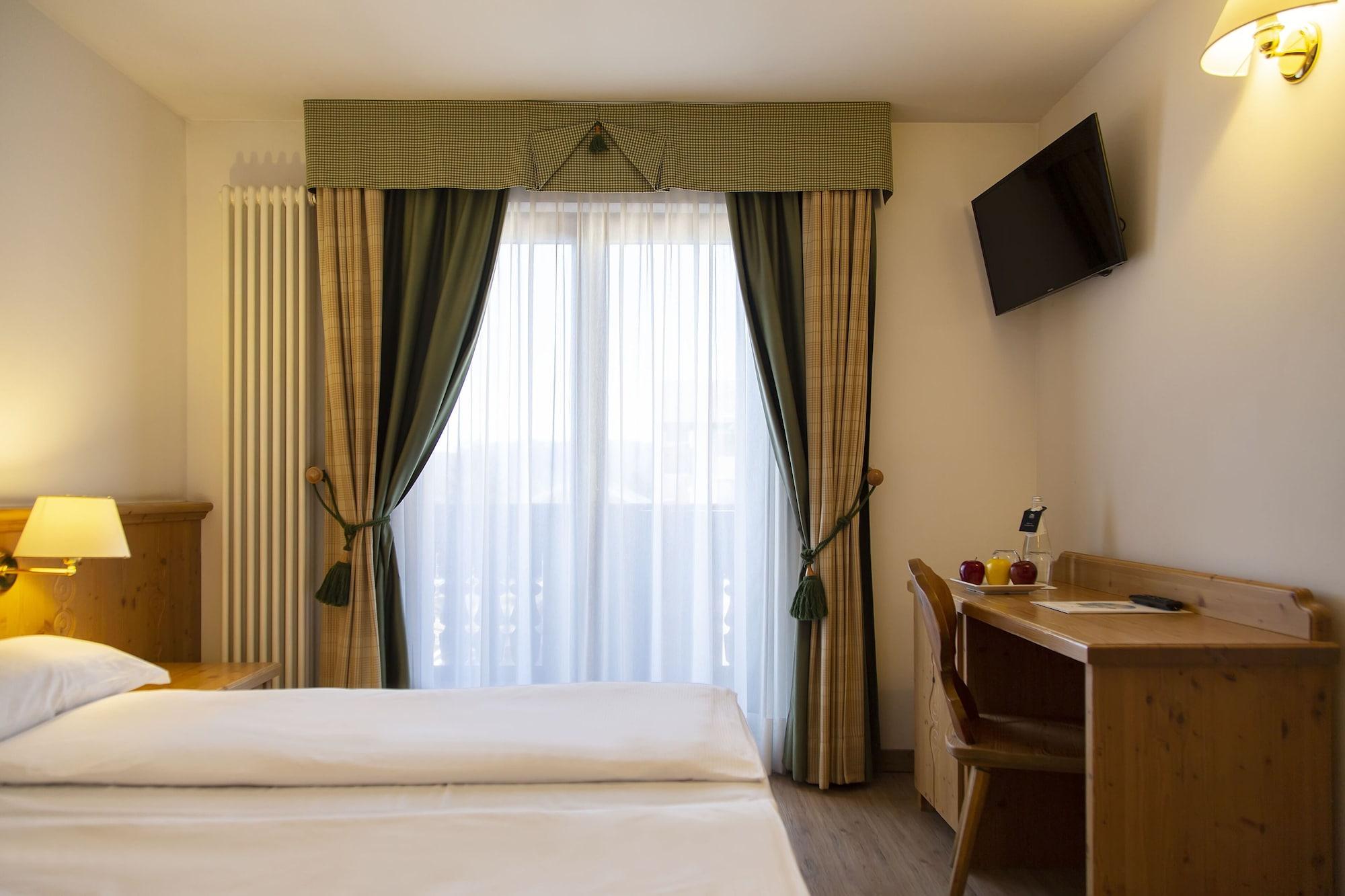 Golf Hotel Folgaria Εξωτερικό φωτογραφία