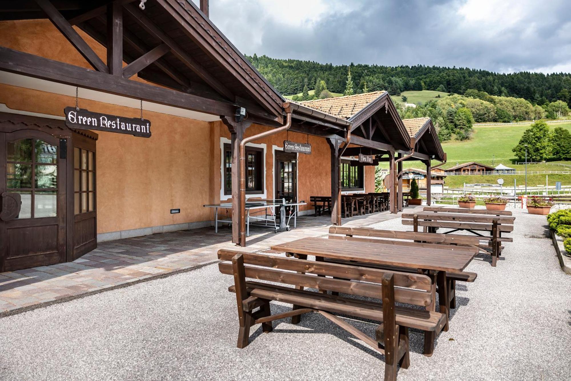 Golf Hotel Folgaria Εξωτερικό φωτογραφία