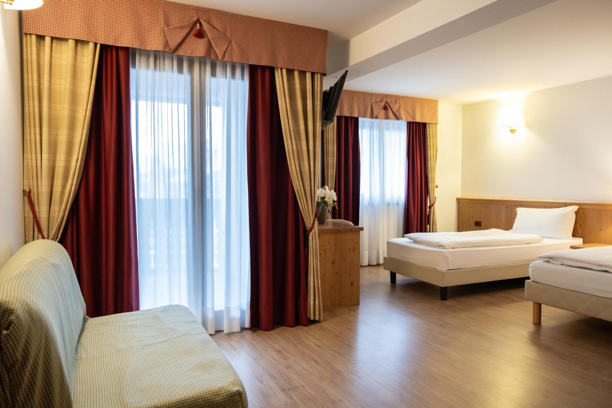 Golf Hotel Folgaria Δωμάτιο φωτογραφία